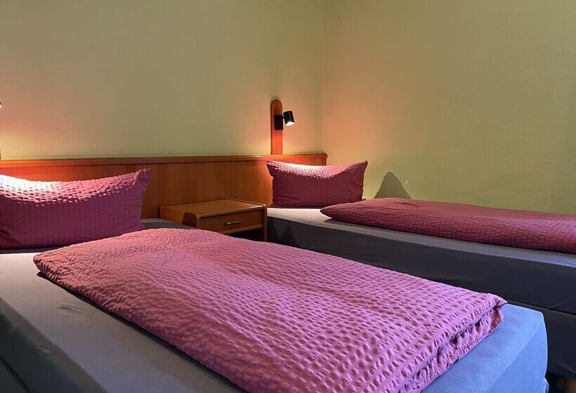 酒店 Quickborner Hof