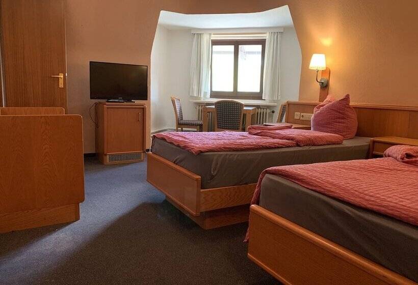 酒店 Quickborner Hof