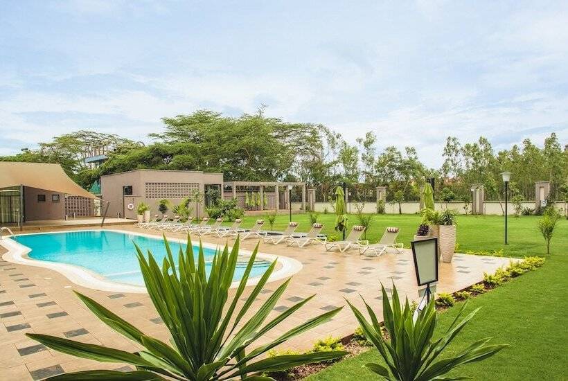 هتل Tamarind Tree