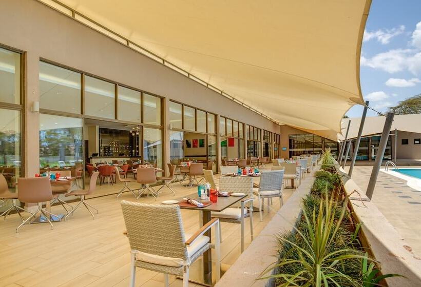 هتل Tamarind Tree