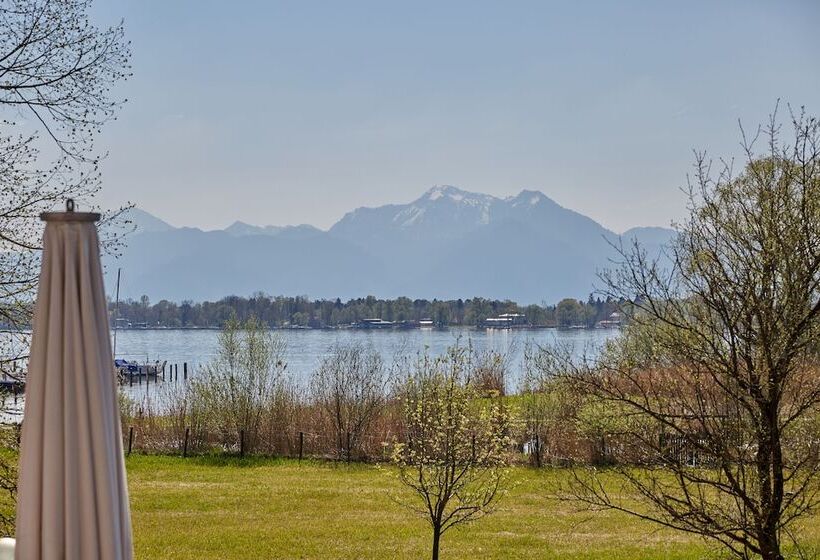 酒店 Zum Fischer Am See S