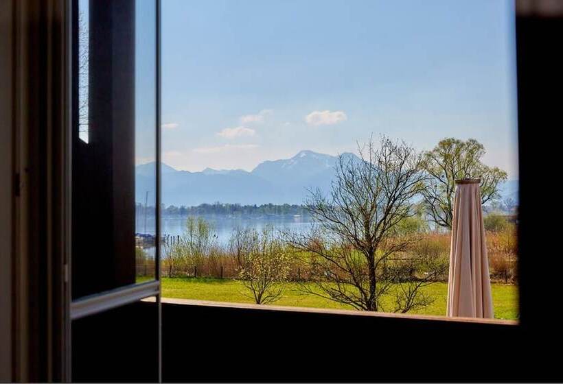 酒店 Zum Fischer Am See S