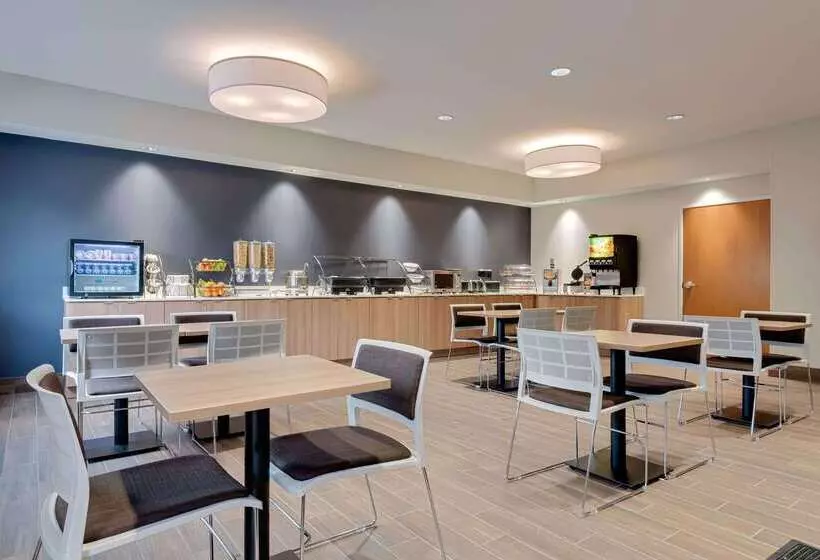 Microtel Inn & Suites By Wyndham Clarion