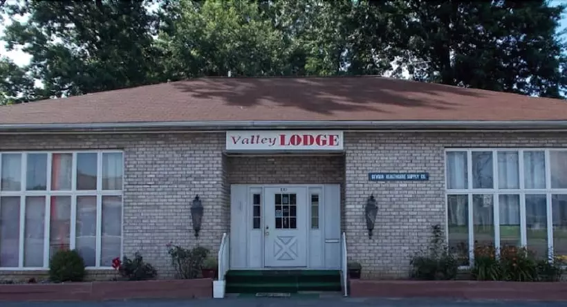 Valley Lodge Motel