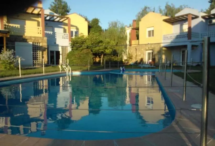 Ydna Apartments