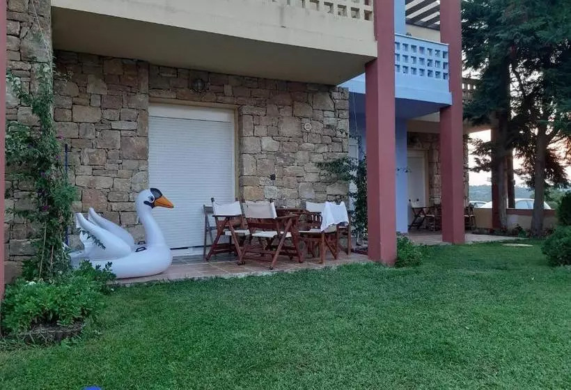 Ydna Apartments