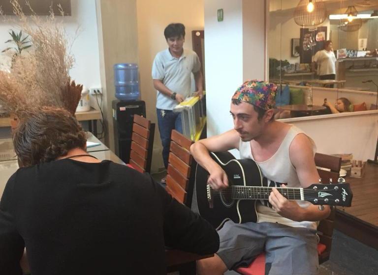 בית מלון כפרי P168 Hostel Samui