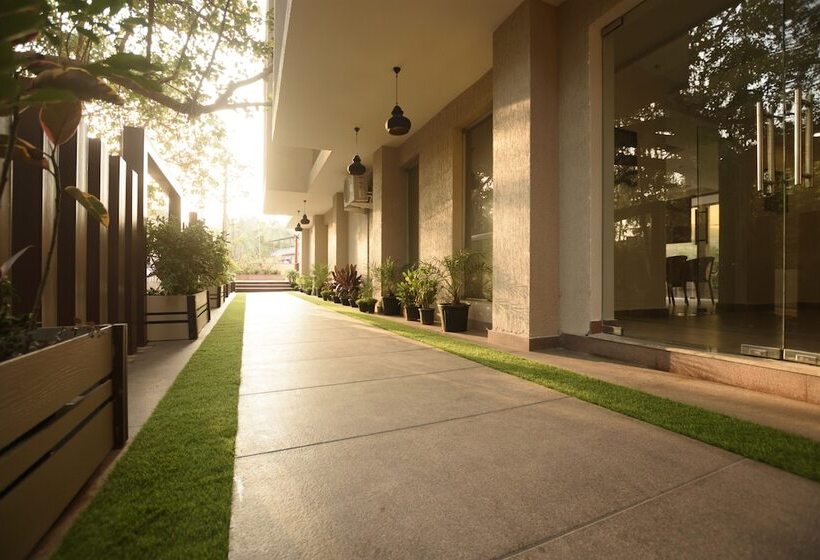 Bluo Amani Vagator   Boutique Hotel Goa