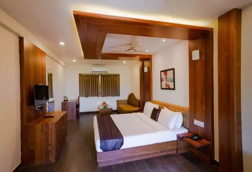 Bluo Amani Vagator   Boutique Hotel Goa