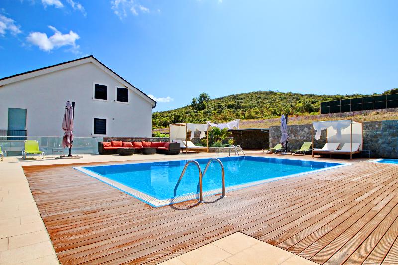 Szálloda Apartments Kula