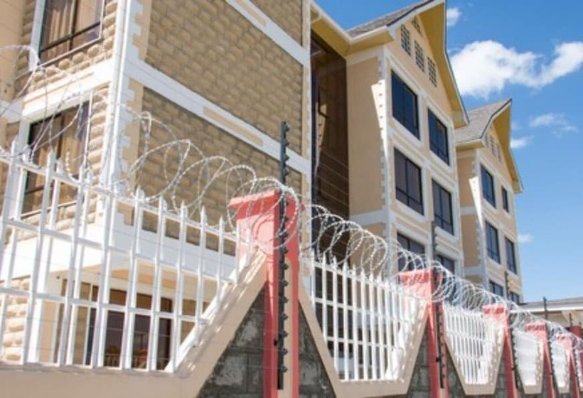 هتل Astorian Grand