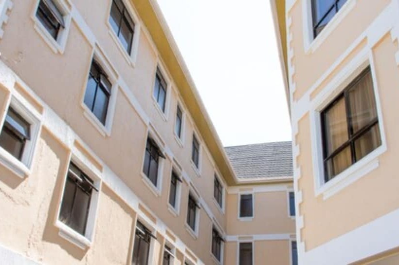 هتل Astorian Grand