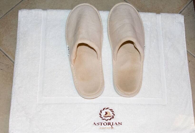 هتل Astorian Grand