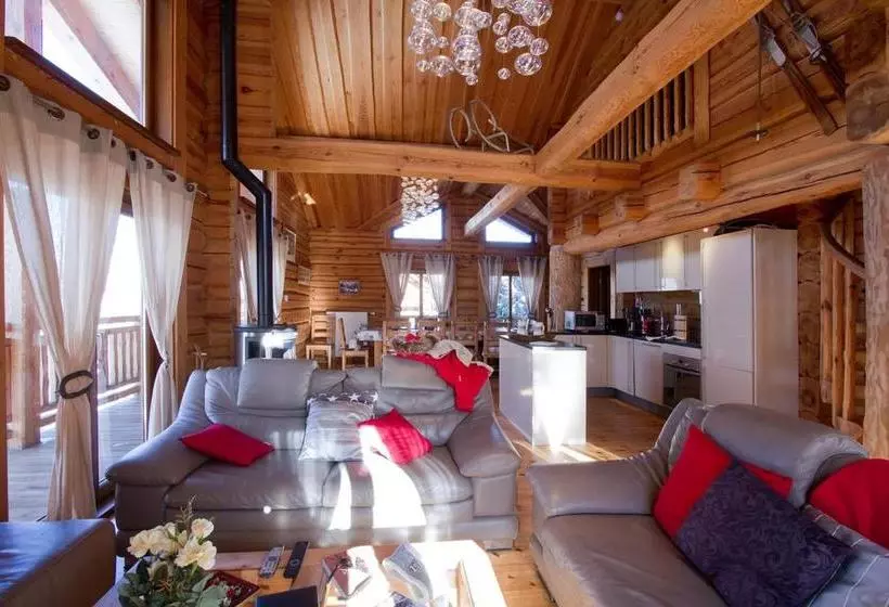 ホテル Chalet Leslie Alpen