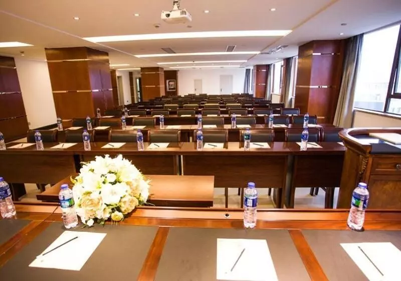 Hotelli Greentree Inn Anhui Wuhu Zhongshan Road Pedestrian Street Express