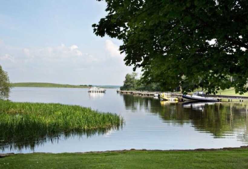 Отель Lusty Beg Island
