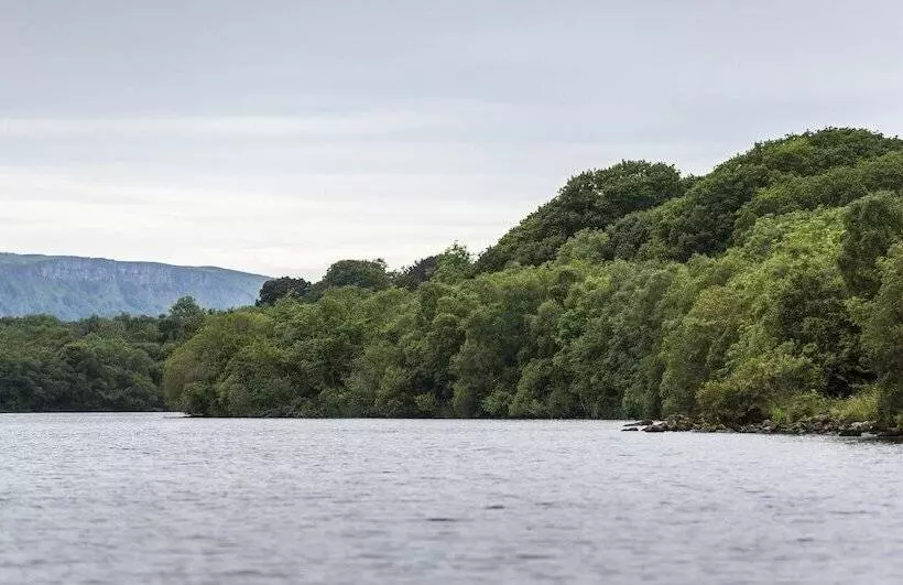Hotelli Lusty Beg Island