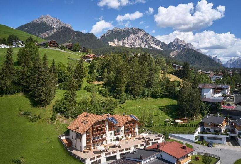 هتل Residence Baron