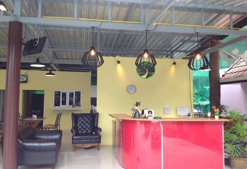 호텔 Sandy House Rawai