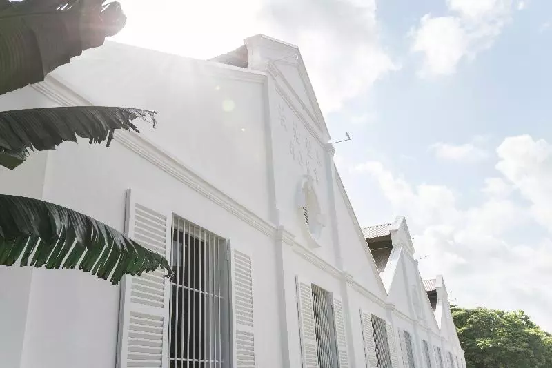 هتل The Warehouse