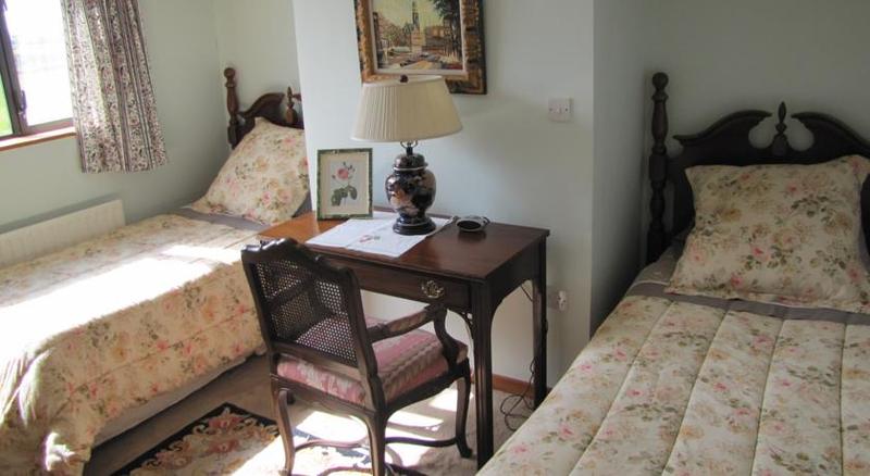 An Dooneen, The Hurley Farm B&b