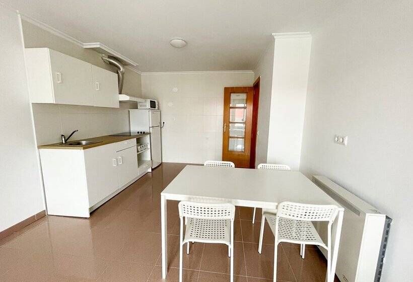 Apartamentos Ares 3000