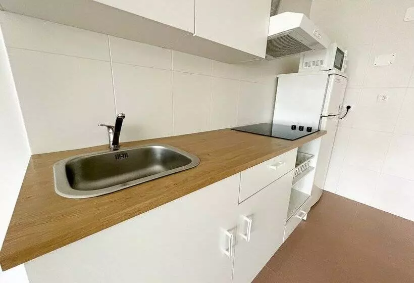 Apartamentos Ares 3000