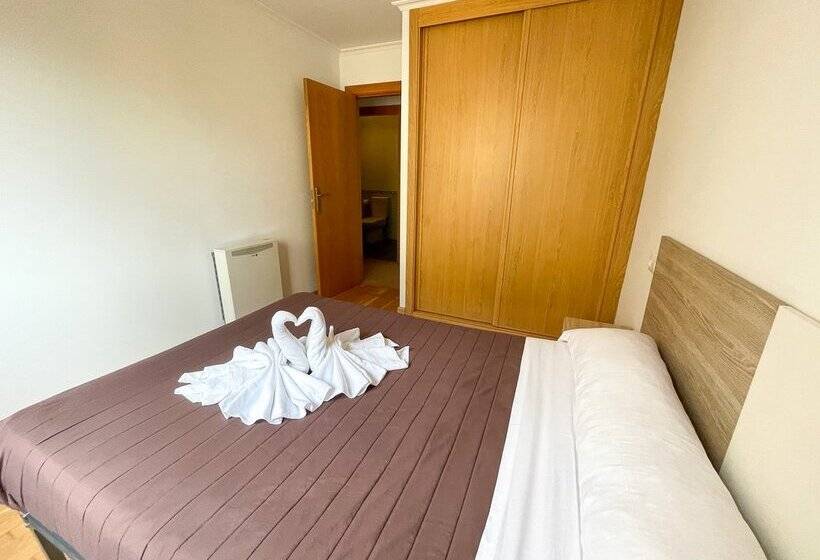 Apartamentos Ares 3000