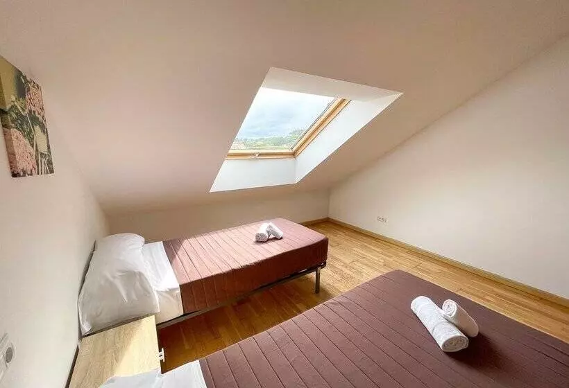 Apartamentos Ares 3000