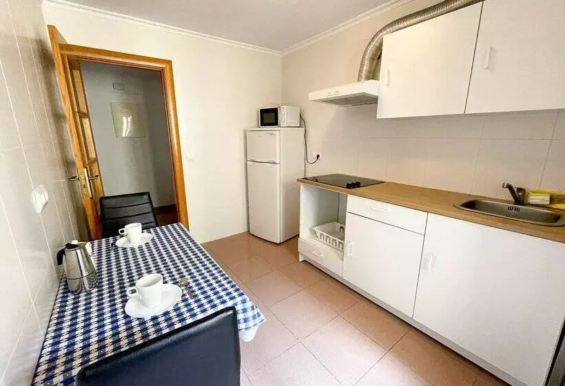 Apartamentos Ares 3000