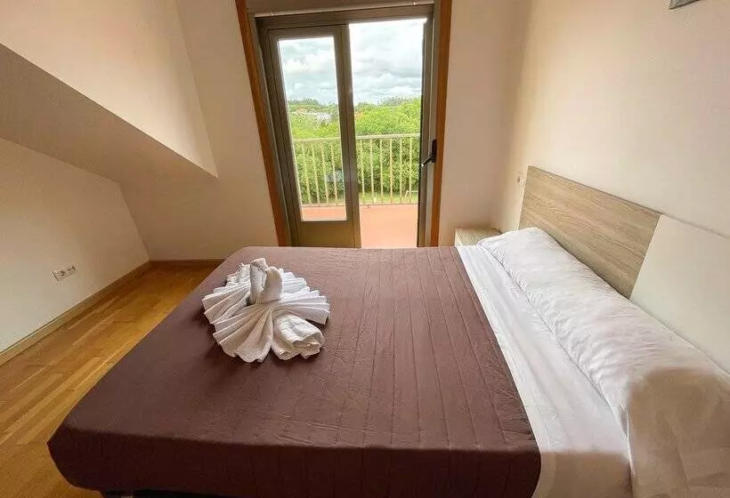 Apartamentos Ares 3000