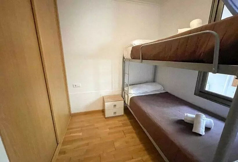 Apartamentos Ares 3000