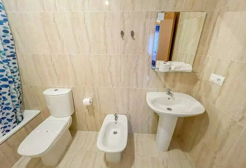 Apartamentos Ares 3000