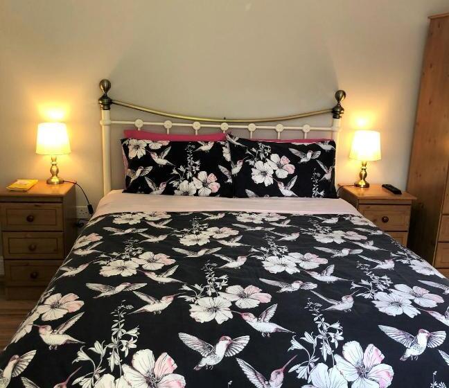 민박 Fitzgerald S Farmhouse Accommodation V94 Yy47