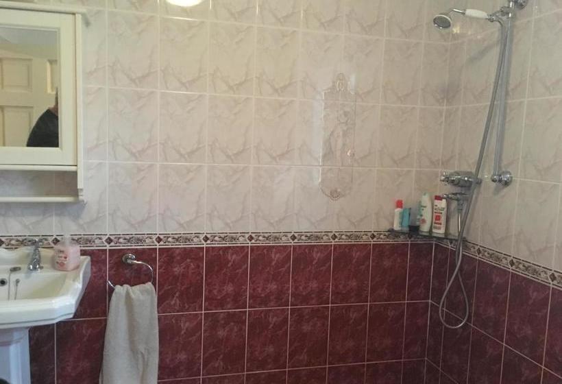 Eagle S Nest Bed & Breakfast