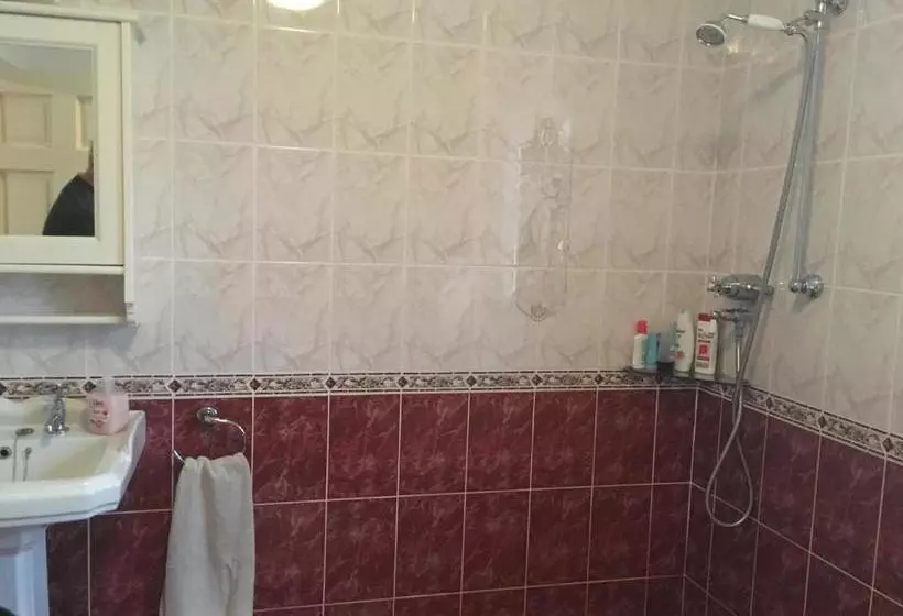 Eagle S Nest Bed & Breakfast