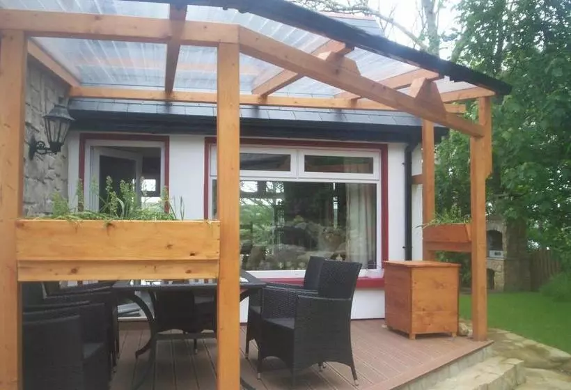 Eagle S Nest Bed & Breakfast