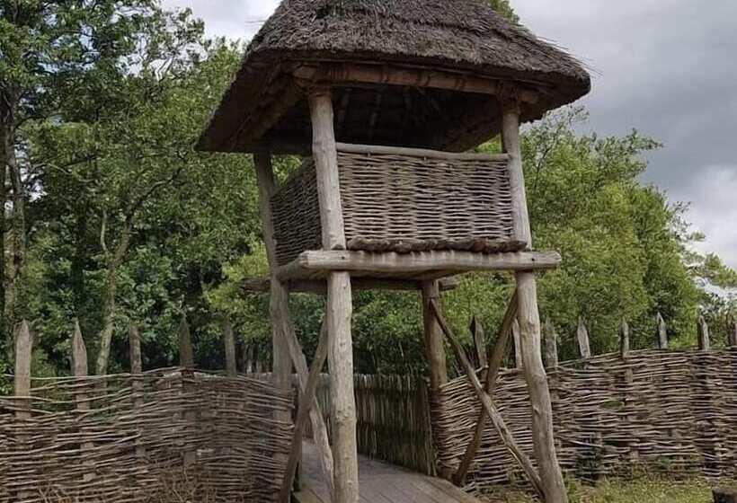 Hillview Farmhouse B&b