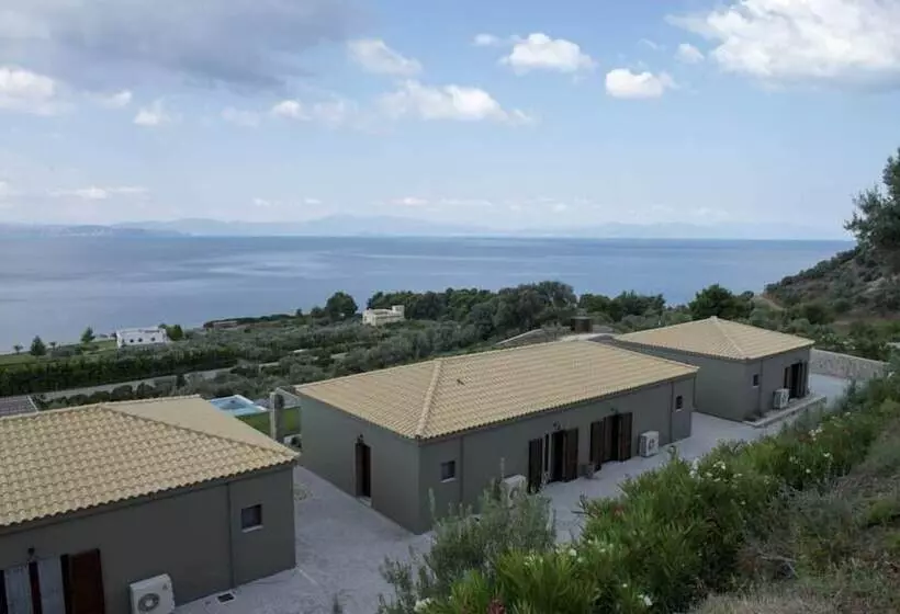 Hotelli Elimnion Resort