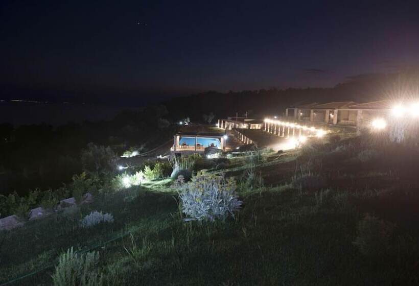 Hotel Elimnion Resort