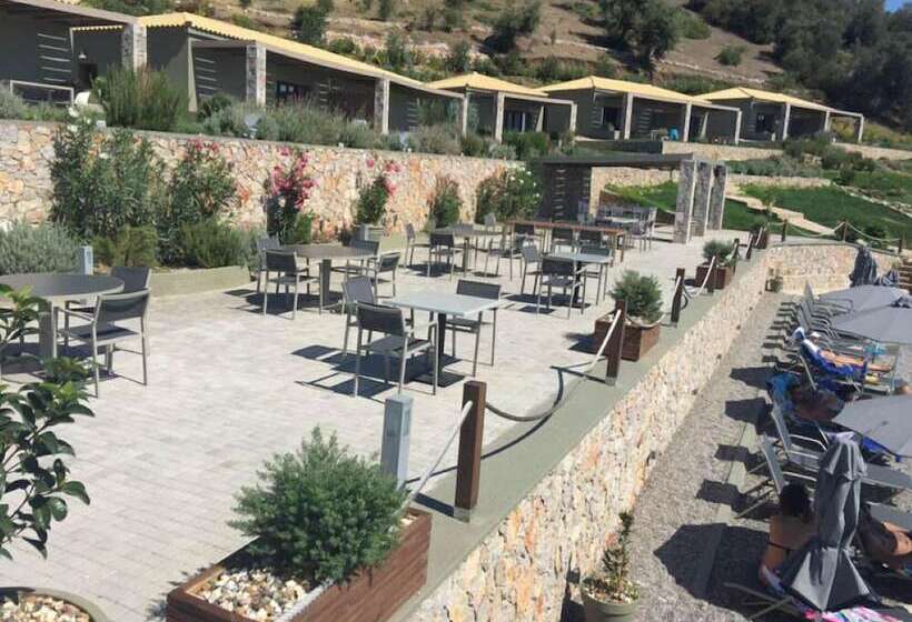 Hotel Elimnion Resort