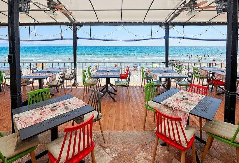 בית מלון כפרי Gardenia Beach Palace Apart