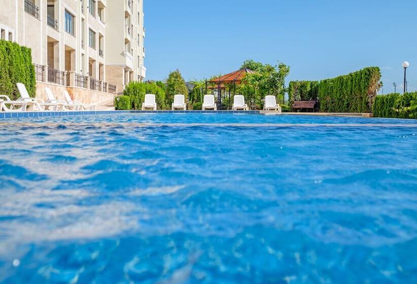 בית מלון כפרי Gardenia Beach Palace Apart