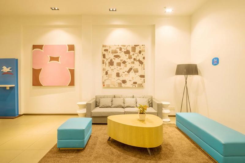 בית מלון כפרי Hanting Nanjing Gulou Square