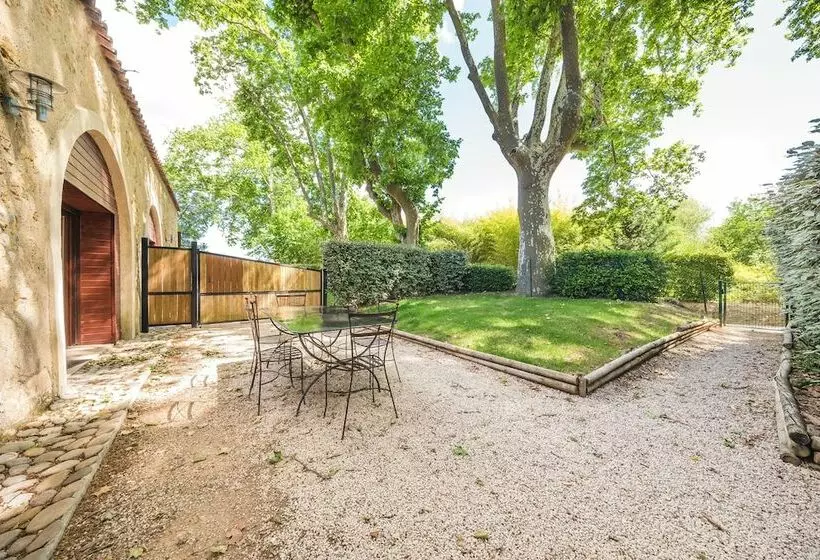 Hotelli Le Relais Du Grand Logis Cadarache Iter