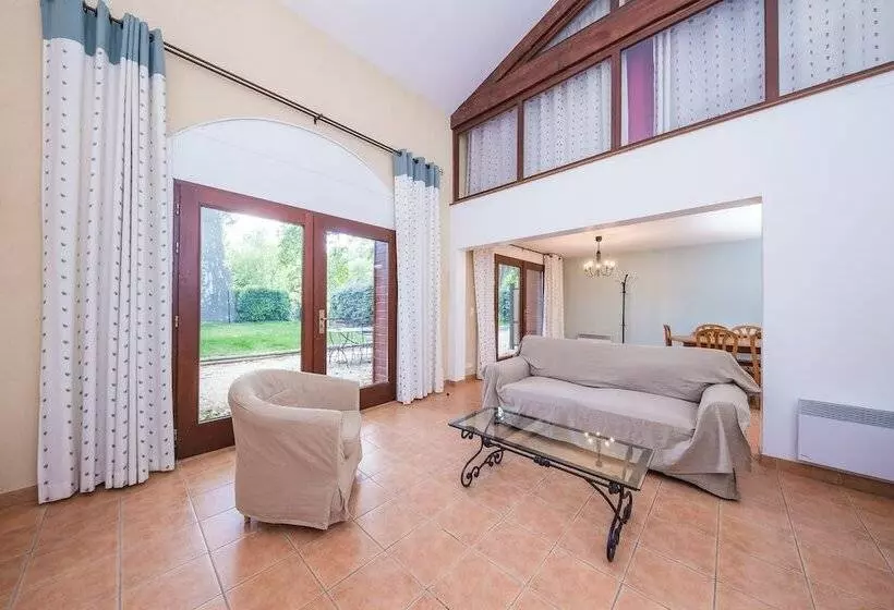 Hotelli Le Relais Du Grand Logis Cadarache Iter