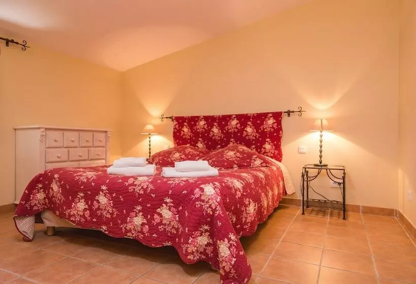 Hotelli Le Relais Du Grand Logis Cadarache Iter