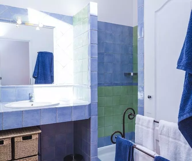 Hotelli Le Relais Du Grand Logis Cadarache Iter