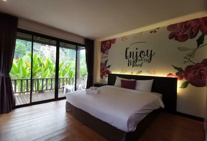 호텔 Pantharee Resort