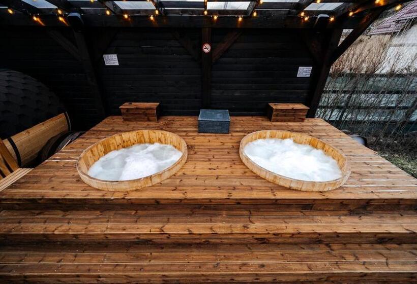 Отель Pension Valeria